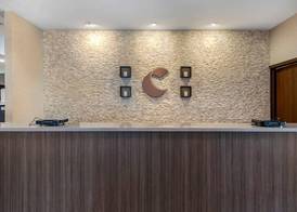 Comfort Suites Fort Lauderdale Airport & Cruise Port 2