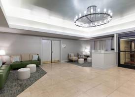 Wingate by Wyndham Greensboro-Coliseum 5