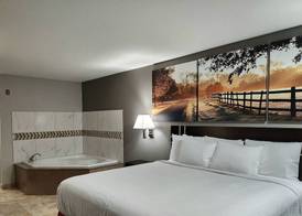 Days Inn by Wyndham Sulphur LA 5