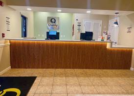 Quality Inn & Suites Victoria South 2