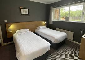 Haymills Guesthouse 5