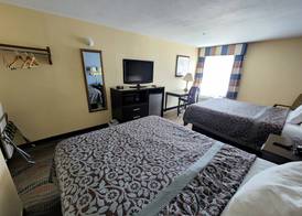 Days Inn by Wyndham Springfield 3