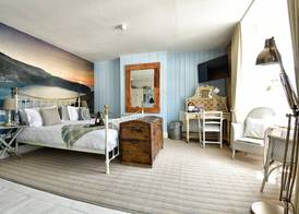 Lulworth Cove Inn 5