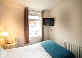 The Douglas Hotel 4