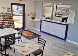 Super 8 by Wyndham Elizabethtown 2