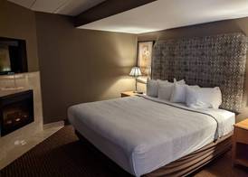 Days Inn by Wyndham Birch Run 4