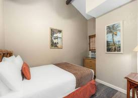 Banyan Harbor Resort 4