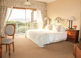 Headlands House Guest Lodge 4