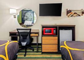 Super 8 by Wyndham Columbia/Ft. Jackson SC 5
