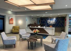 Holiday Inn Express & Suites MERIDEN by IHG 2