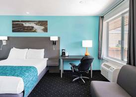 Howard Johnson by Wyndham Gananoque 4