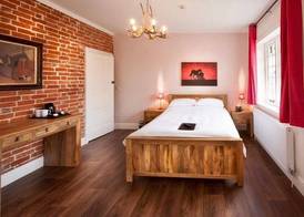 The Trusty Servant Inn 3