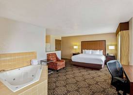 La Quinta by Wyndham Las Vegas RedRock/Summerlin 5
