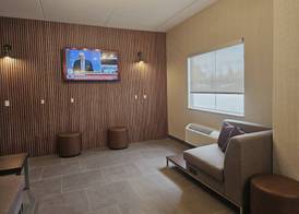 Wingate by Wyndham Pittsburgh West Mifflin 3