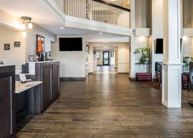 Country Inn & Suites by Radisson, Grandville-Grand Rapids West, MI 3
