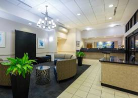Ramada by Wyndham Virginia Beach 2