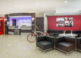 Ramada by Wyndham Miami Springs/Miami International Airport 2