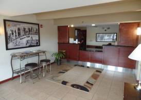 Super 8 by Wyndham Beaver Falls 3