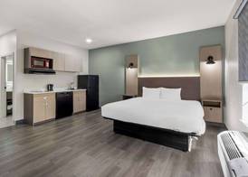MainStay Suites Columbia Harbison 5