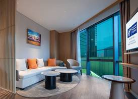 Holiday Inn Express Beijing Yizhuang Tongminghu by IHG 5