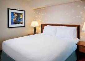 NIAGARA FALLSVIEW HOTEL by IHG 3