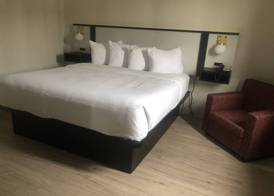 Ramada by Wyndham Allentown Bethlehem 4