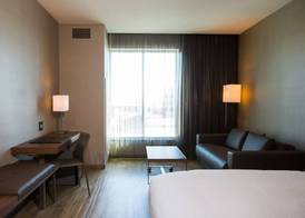 AC Hotel Cincinnati at Liberty Center 5