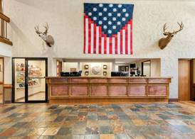 Comfort Inn & Suites Branson Meadows 2