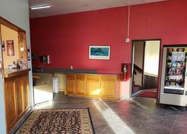 Value Inn & Suites Salina 2