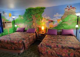 La Collage Inn 2