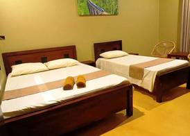 Edward's airport guest in Negombo located 2.1 mile from Colombo Bandaranaike International Airport 3