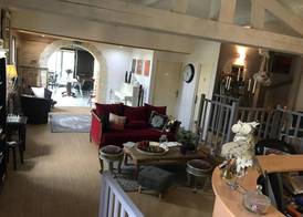 Hôtel Bien-Être Aux Cyprès de Marquay-Calme et élégance-Laissez-vous porter par une ambiance chaleureuse où chaque instant compte-Découvrez un havre de paix où nature et confort se marient pour vous o 2