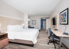 Holiday Inn Express & Suites PHOENIX - GLENDALE SPORTS DIST by IHG 4