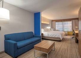 Holiday Inn Express & Suites GREENVILLE by IHG 5