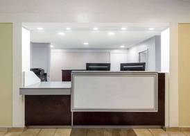 Travelodge by Wyndham Essington / Philadelphia Airport 5