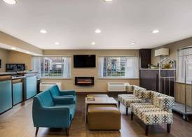 Clarion Pointe Syracuse Downtown 4