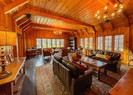 Lake Creek Lodge 4