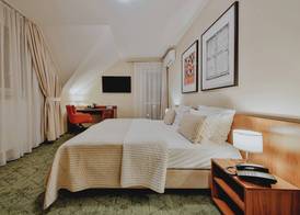 Hotel Kantoria 5