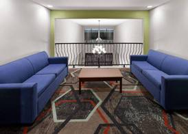 Hawthorn Extended Stay by Wyndham College Station South 5