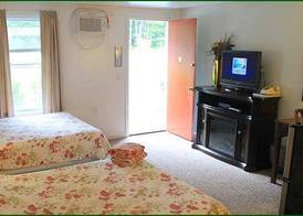 Lodge at Kennebunk 4