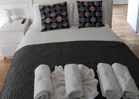 London Queens Apartments 3