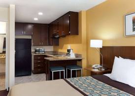 Days Inn by Wyndham Mission Valley-SDSU 4
