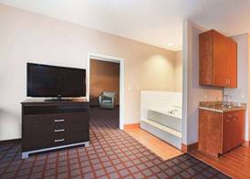 Spark by Hilton Plainfield Indianapolis Airport 4