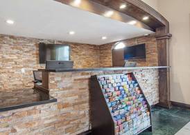 Best Western Pasadena Royale Inn & Suites 4