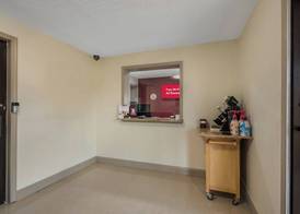 Red Roof Inn & Suites Vineland - Buena 3