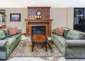 Baymont by Wyndham Elkhart 2