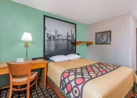 Super 8 by Wyndham Twinsburg/Cleveland Area 4