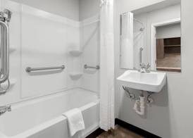 WoodSpring Suites Atlanta Airport 5