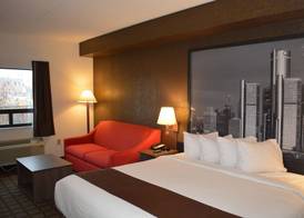 Super 8 by Wyndham Ambassador Bridge Windsor ON 3
