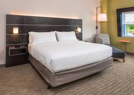 Holiday Inn Express & Suites TAMPA NORTH - WESLEY CHAPEL by IHG 3